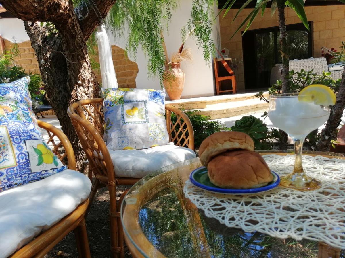 Lumie Di Sicilia Acomodação com café da manhã Porto Empedocle Exterior foto